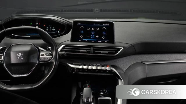 Peugeot 5008 second generation 2018 Серый из Кореи, фото 3