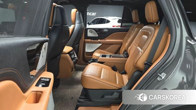Lincoln Aviator 2nd generation 2021 Серый из Кореи, фото 3