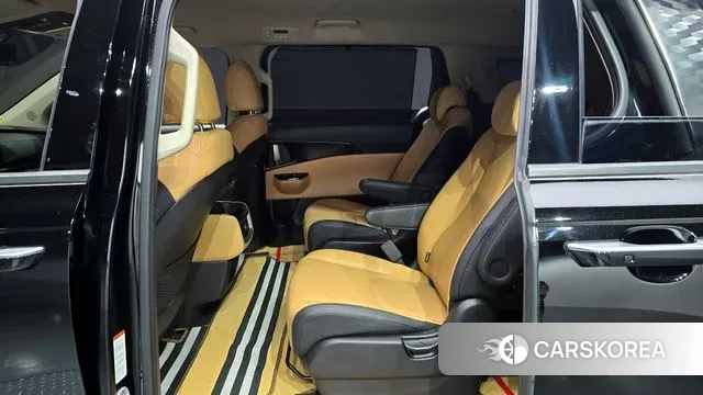 Kia Carnival 4th generation 2023 Черный из Кореи, фото 3