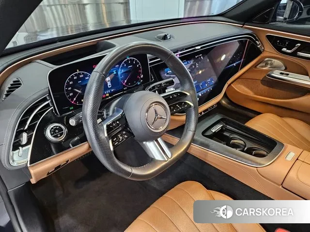 Mercedes-Benz E-Class W214 2024 Синий из Кореи, фото 3