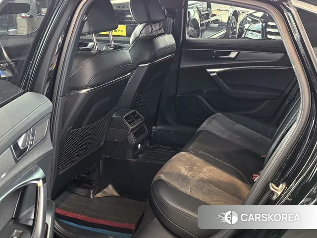 Audi A6L 2021 Черный из Китая, фото 3