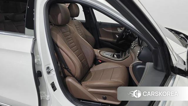 Mercedes-Benz E-Class W213 2021 Белый из Кореи, фото 3