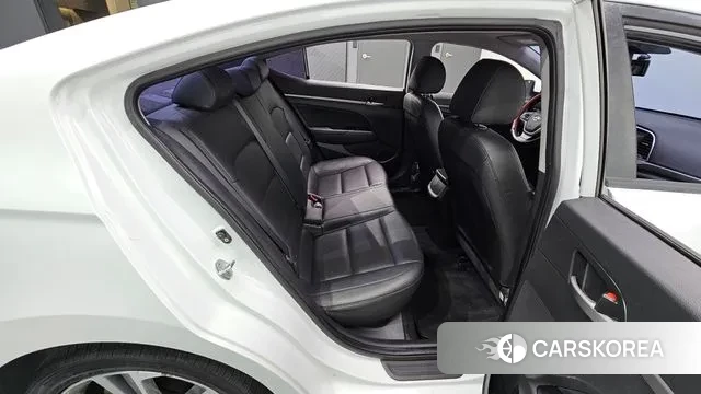 Hyundai Avante AD 2018 Белый из Кореи, фото 3