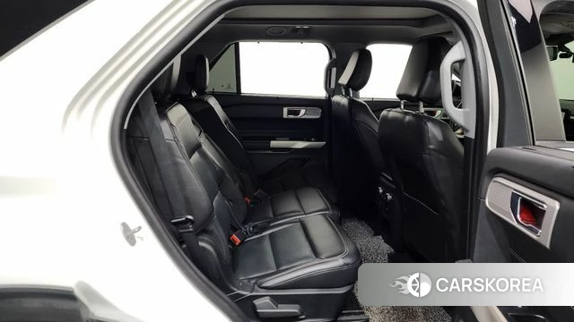 Ford Explorer 6th Generation 2021 Белый из Кореи, фото 3