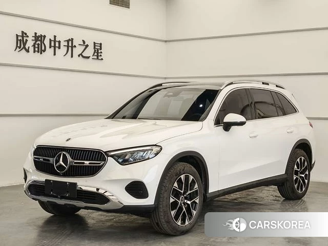 Mercedes-Benz GLC 2023 Белый из Китая, фото 3