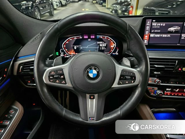 BMW 6 Series GT (G32) 2022 Серебристо-серый из Кореи, фото 3