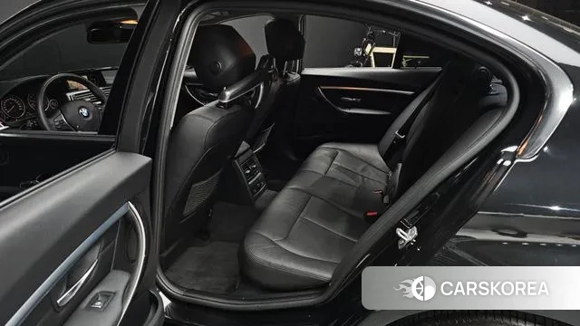 BMW 3 Series (F30) 2018 Черный из Кореи, фото 3