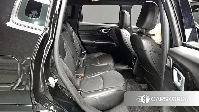 Jeep Compass 2nd Generation 2022 Черный из Кореи, фото 3