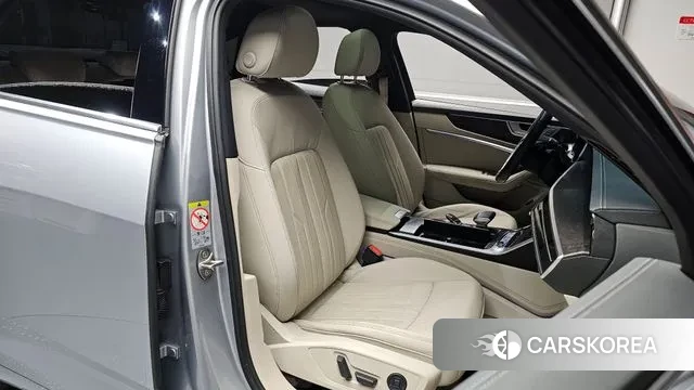 Audi A6 (C8) 2021 Серебряный из Кореи, фото 3