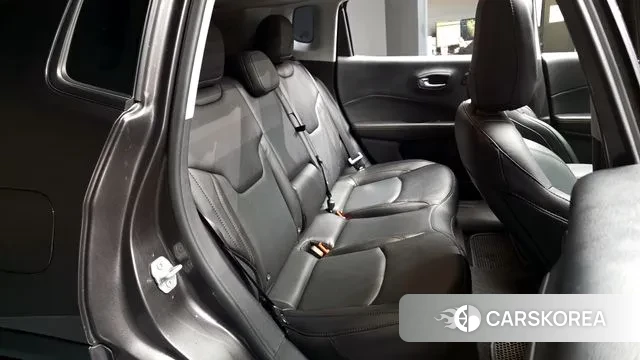 Jeep Compass 2nd Generation 2020 Черный из Кореи, фото 3