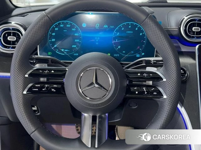 Mercedes-Benz CLE-Class C236 2026 Светло-серебряный цвет из Кореи, фото 3