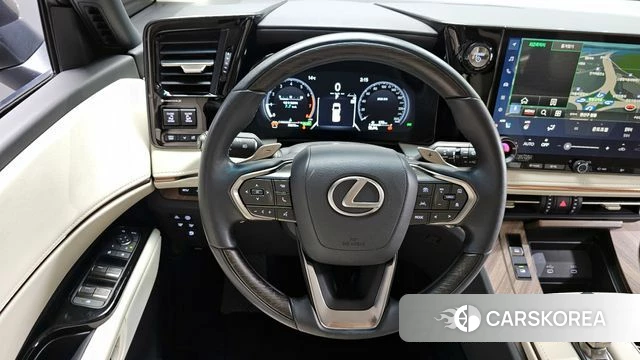 Lexus LM Second Generation 2025 Серебряный из Кореи, фото 3