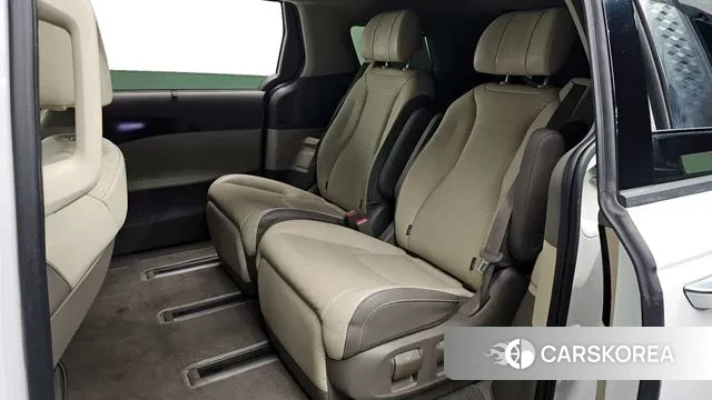 Kia Carnival 4th generation 2023 Белый из Кореи, фото 3