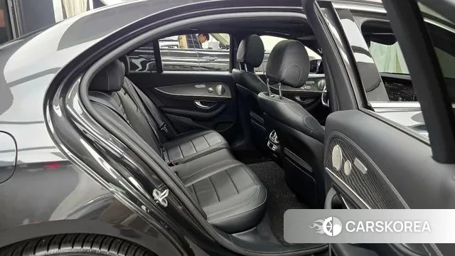 Mercedes-Benz E-Class W213 2022 Серый из Кореи, фото 3