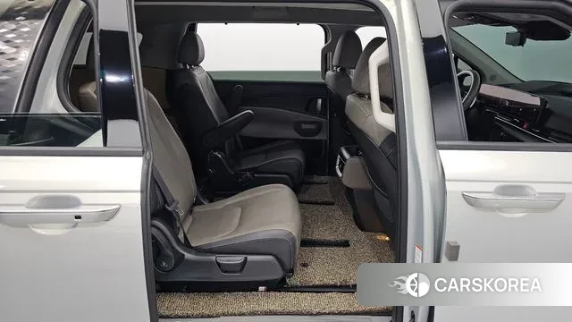 Kia The New Carnival 4th Generation 2024 Серебристо-серый из Кореи, фото 3