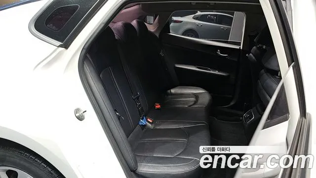 Kia K5 second generation 2018 Белый из Кореи, фото 3