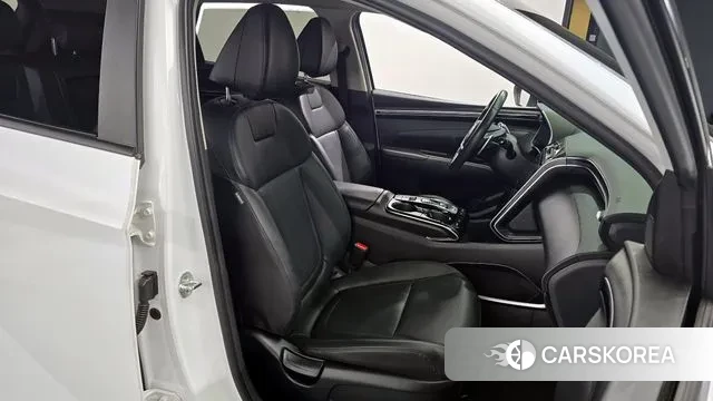 Hyundai Tucson (NX4) 2022 Белый из Кореи, фото 3