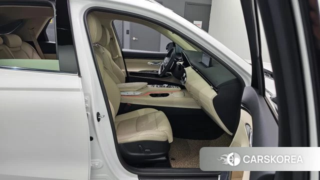 Genesis GV70 2021 Белый из Кореи, фото 3