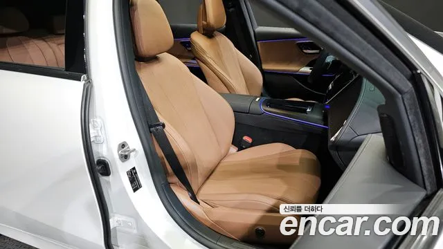 Mercedes-Benz E-Class W214 2024 Белый из Кореи, фото 3