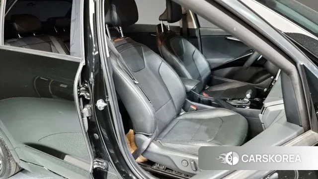 Kia Di Ol Nu Niro 2022 Черный из Кореи, фото 3