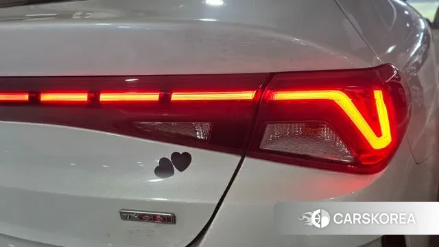 Kia K5 3rd generation 2021 Белый из Кореи, фото 3