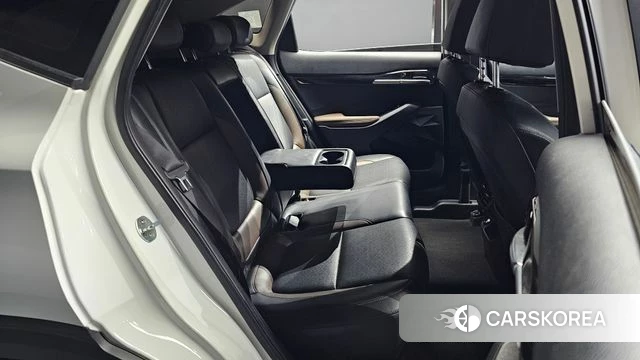 Kia Seltos 2022 Белый из Кореи, фото 3