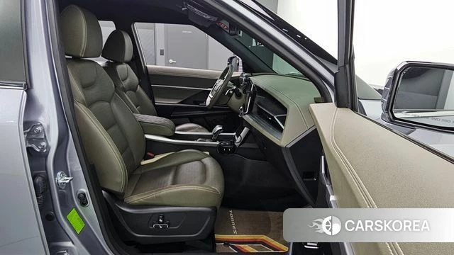 Ssangyong Torres 2022 Серебристо-серый из Кореи, фото 3