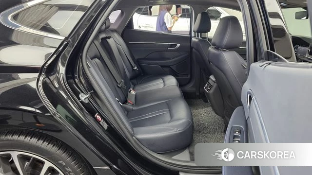 Hyundai Sonata (DN8) 2021 Черный из Кореи, фото 3