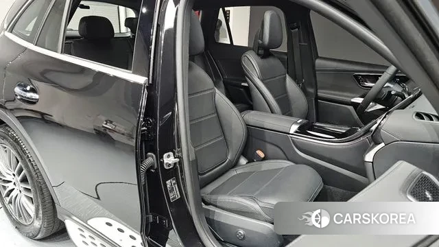 Mercedes-Benz GLC-Class X254 2025 Черный из Кореи, фото 3