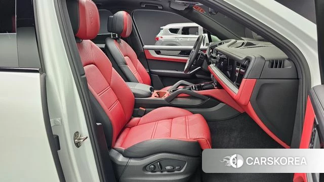 Porsche Cayenne (PO536) 2025 Белый из Кореи, фото 3