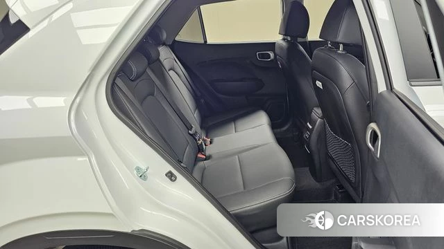 Hyundai Venue 2025 Белый из Кореи, фото 3