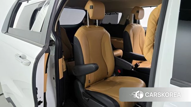 Kia Carnival 4th generation 2022 Белый из Кореи, фото 3