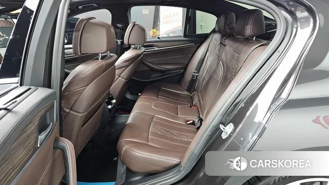 BMW 5 Series (G30) 2019 Серый из Кореи, фото 3