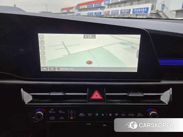 Kia Di Ol Nu Niro 2022 Светло-зеленый из Кореи, фото 3