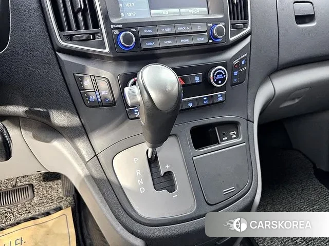 Hyundai The New Grand Starex 2020 Белый из Кореи, фото 3