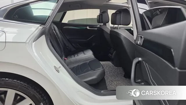 Volkswagen Arteon 2022 Белый из Кореи, фото 3