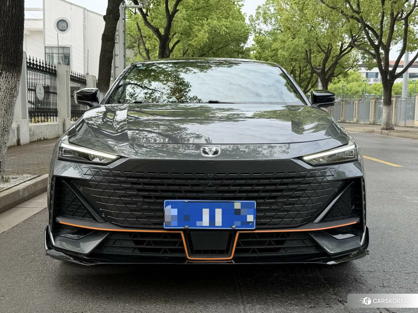 Chang'an UNI-V 2023 Темно-серый из Китая, фото 3