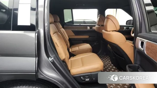 Hyundai Santa Fe (MX5) 2023 Серый из Кореи, фото 3