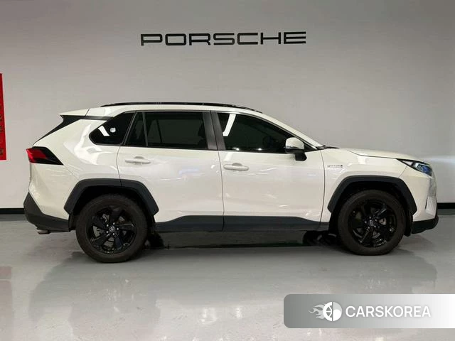 Toyota RAV4 Rongfang 2021 Белый из Китая, фото 3