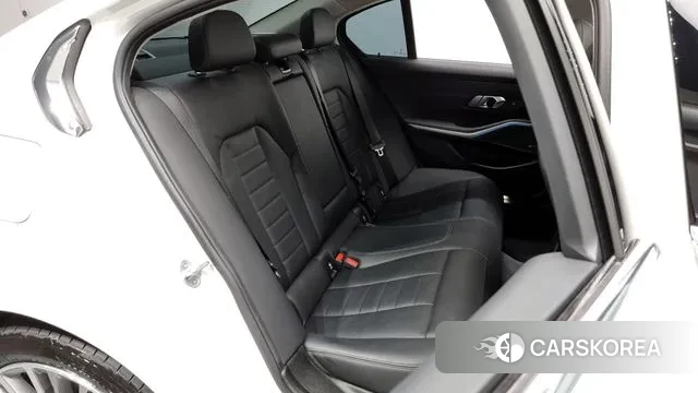 BMW 3 Series (G20) 2021 Белый из Кореи, фото 3