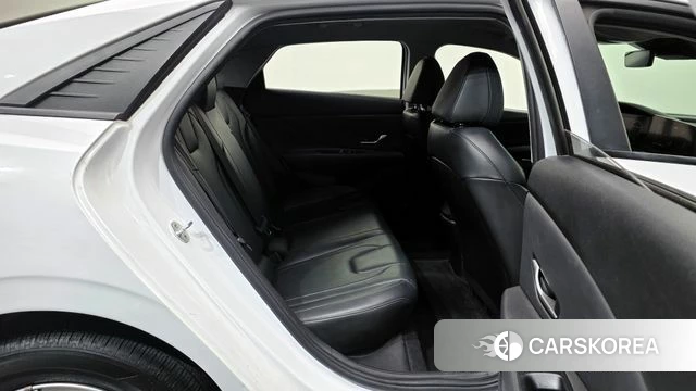 Hyundai Avante (CN7) 2021 Белый из Кореи, фото 3