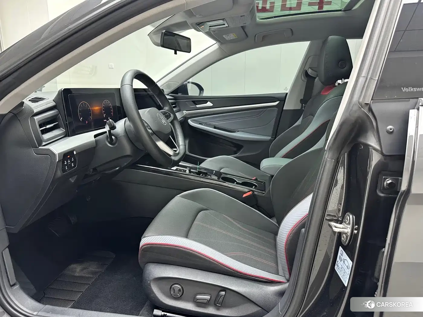 Volkswagen Lamando 2022 Silver/gray из Китая, фото 3