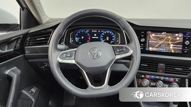 Volkswagen 7th Generation of Jetta 2024 Белый из Кореи, фото 3