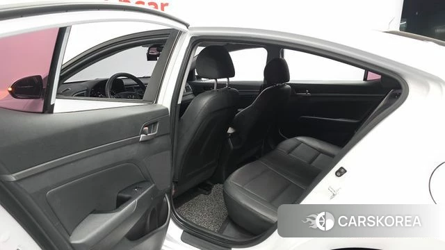 Hyundai Avante AD 2018 Белый из Кореи, фото 3