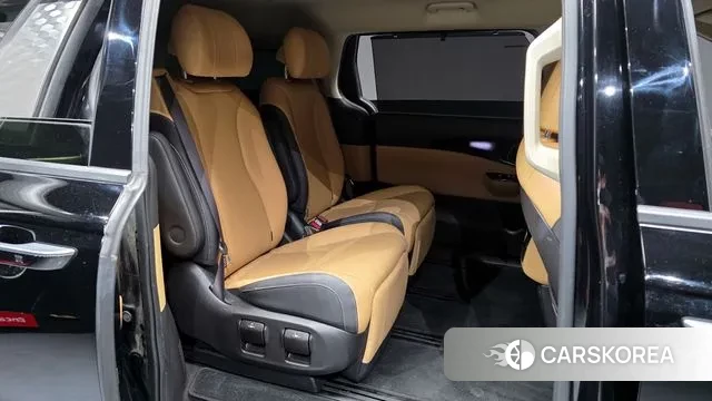 Kia Carnival 4th generation 2022 Черный из Кореи, фото 3