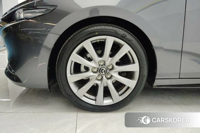 Mazda 3 Angkesaila 2024 Темно-серый из Китая, фото 3