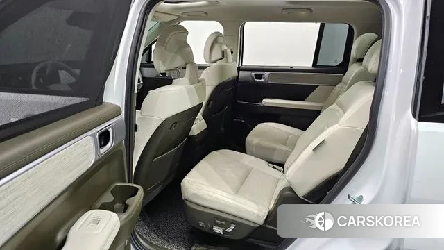 Hyundai Santa Fe (MX5) 2023 Белый из Кореи, фото 3