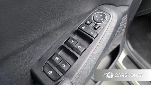 Kia Seltos 2022 Белый из Кореи, фото 3