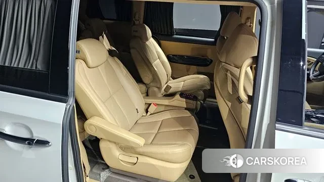 Kia The New Carnival 2018 Белый из Кореи, фото 3