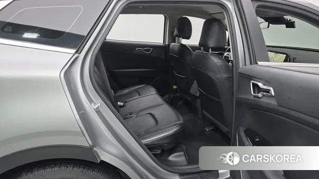 Kia Sportage 5th Generation 2021 Серебристо-серый из Кореи, фото 3